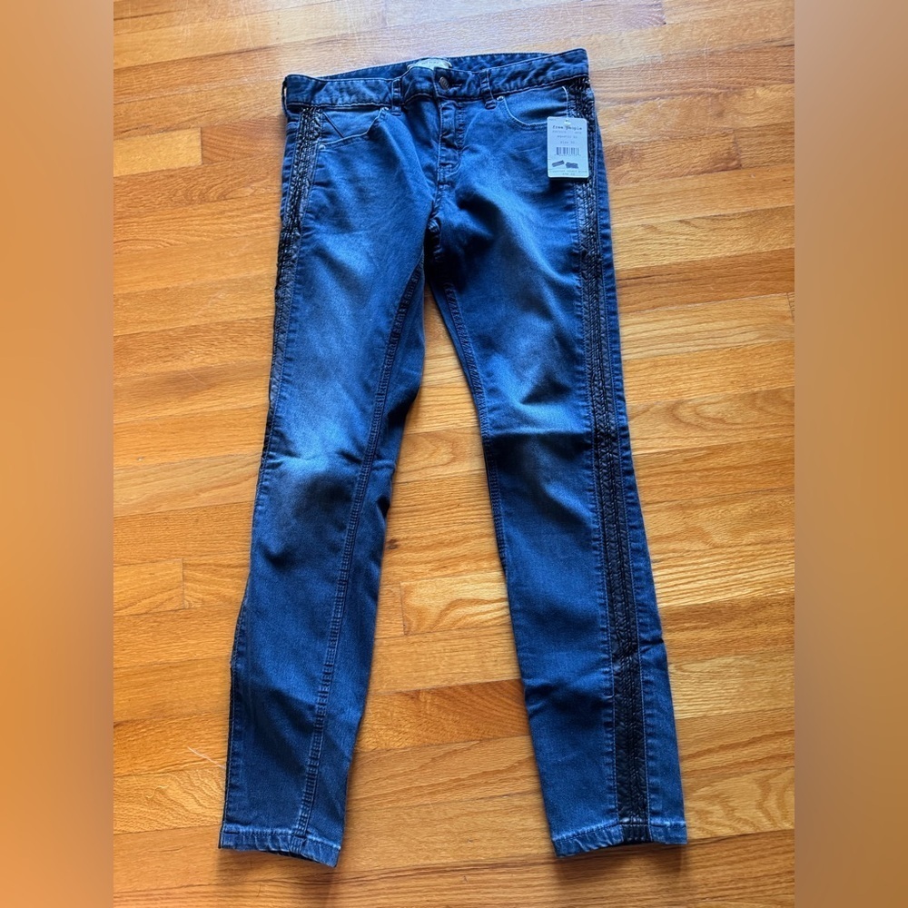 Free People Dark Blue Denim Jeans - faux leather outer seams and pocket trim NWT